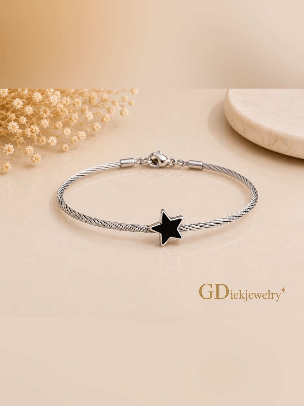 Silver Cable Bracelet with  Star Charm